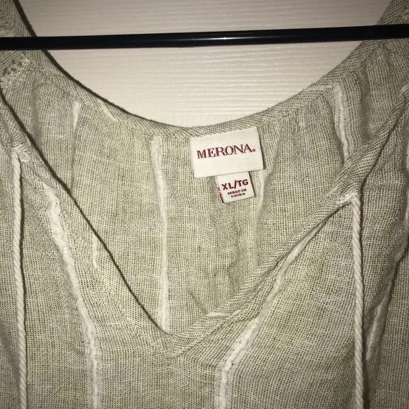 Quarter Sleeve Top - Picture 3 of 4